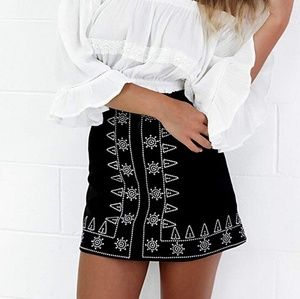 Black suede skirt knitted pattern M